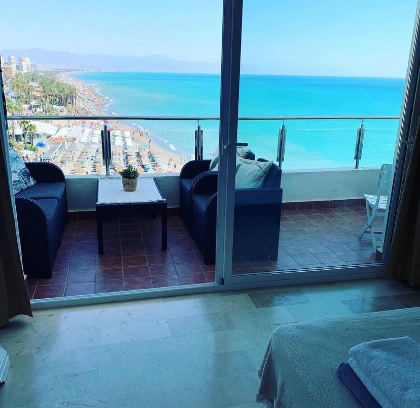 Amazing Frontline Sea Views Studio Apartment Castillo Del Vigia Τορρεμολίνος Εξωτερικό φωτογραφία
