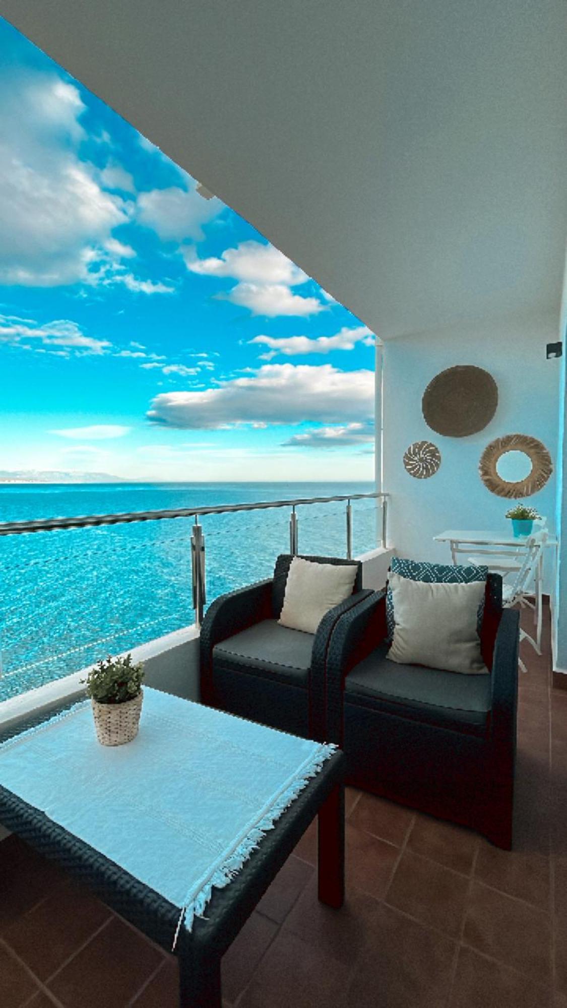 Amazing Frontline Sea Views Studio Apartment Castillo Del Vigia Τορρεμολίνος Εξωτερικό φωτογραφία